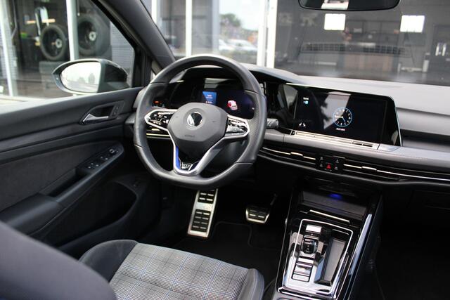 Volkswagen GOLF 1.4 eHybrid GTE | Carplay | Sfeerver | ACC
