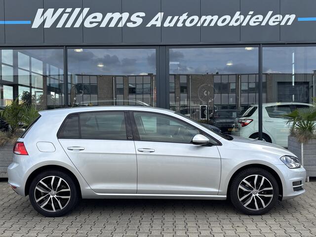 Volkswagen GOLF 1.2 TSI Connected Series