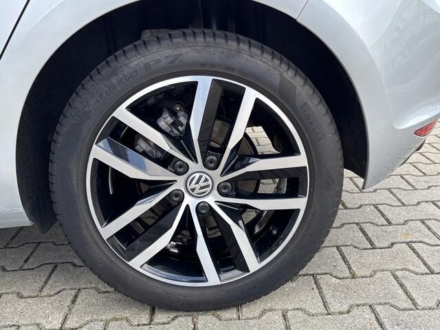 Volkswagen GOLF 1.2 TSI Connected Series