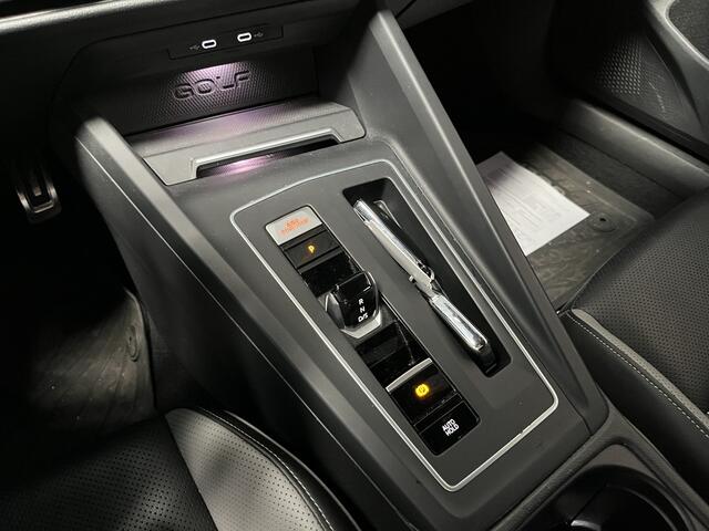 Volkswagen GOLF 1.4 eHybrid GTE / AUTOMAAT/ LEER/ 245 PK/ STUUR+STOEL VERWARM. & KOELING/ PARK. SENSOR. V+A/ APP-CONNECT/ MEMORY SEAT/ DIGITAL DASH/ ACC/ DCC/ NAVI/ LED/ DAB/ CLIMA/ ISOFIX/ 18'' LMV