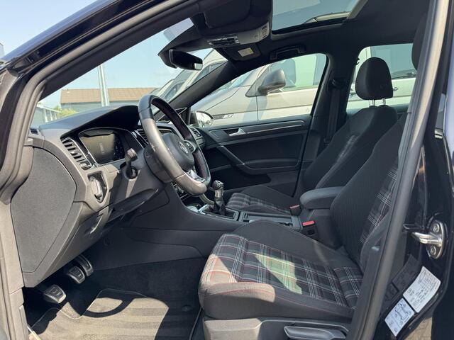 Volkswagen GOLF 2.0 TSI GTI Performance PANO | DYN | HANDBAK