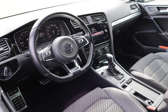 Volkswagen GOLF Variant 1.5 TSI Highline Business R