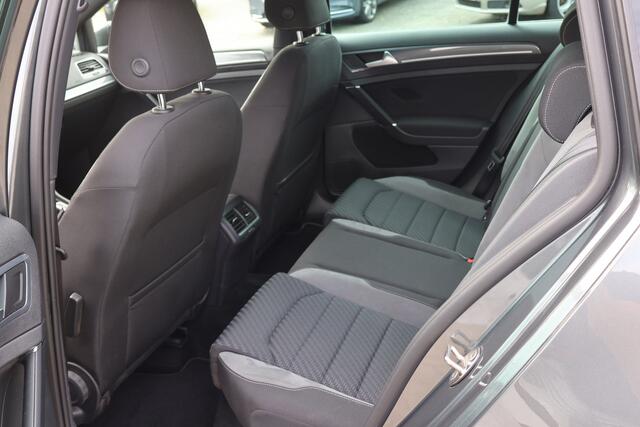 Volkswagen GOLF Variant 1.5 TSI Highline Business R