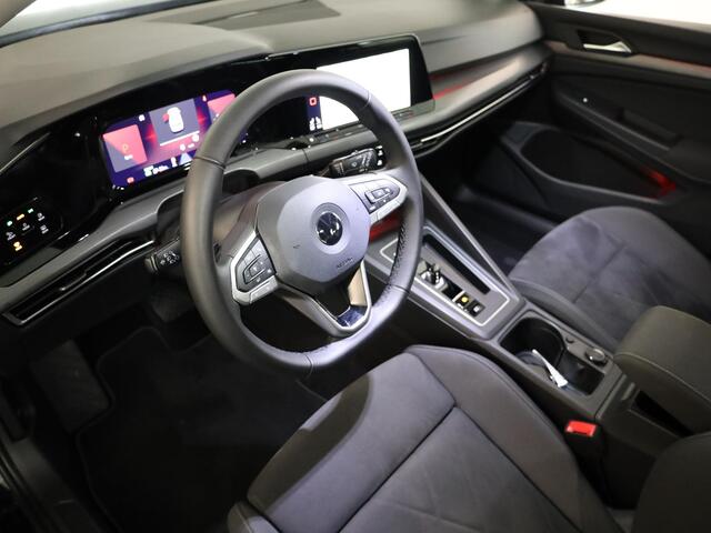 Volkswagen GOLF 1.4 eHybrid Style 204 pk Automaat (DSG) | Navigatie | Parkeersensoren | Adaptieve cruise control | Autom. airco (3 zones) | LED koplampen |