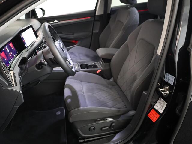 Volkswagen GOLF 1.4 eHybrid Style 204 pk Automaat (DSG) | Navigatie | Parkeersensoren | Adaptieve cruise control | Autom. airco (3 zones) | LED koplampen |