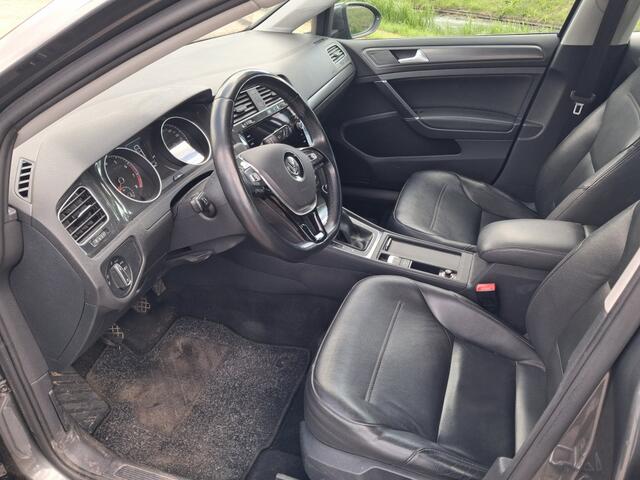 Volkswagen GOLF 1.0 TSI Trendline