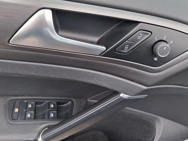 Volkswagen GOLF 1.0 TSI Trendline