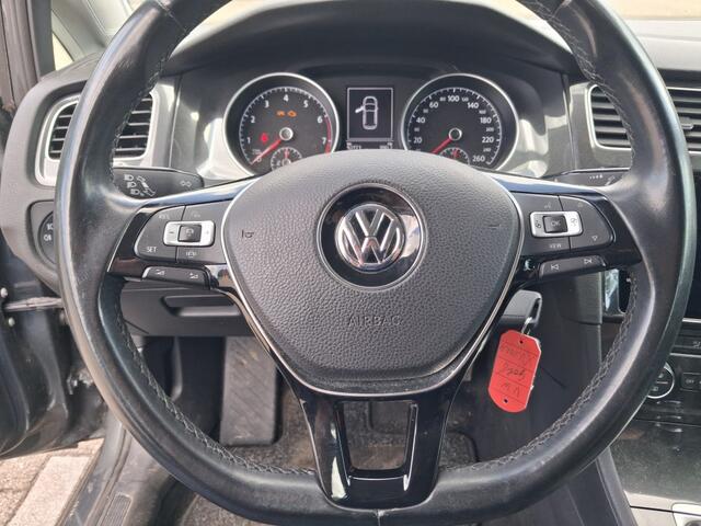 Volkswagen GOLF 1.0 TSI Trendline