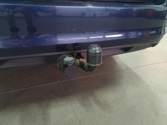 Volkswagen GOLF Variant 1.0 TSI Connected Series PDC/TREKH./AIRCO/CRUISE/LMV