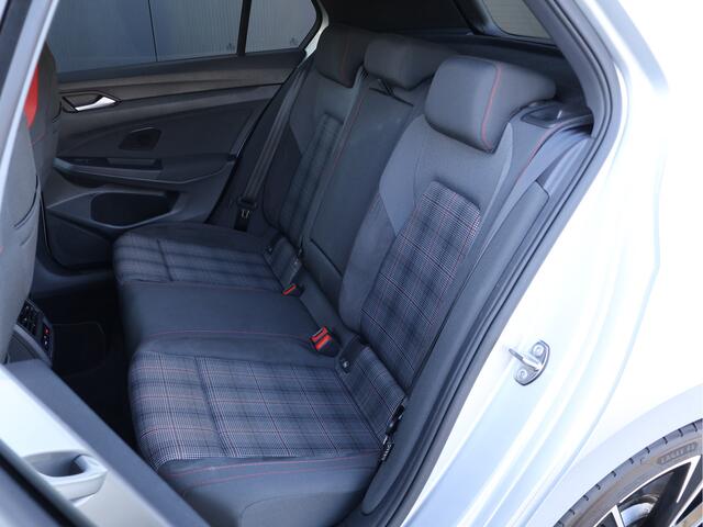 Volkswagen GOLF 2.0 TSI GTI 245PK | Pano | ACC | Harman | Winter | Keyless |