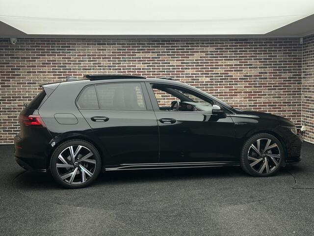 Volkswagen GOLF 1.5 eTSI R-Line Business Black Style | Panorama | IQ Light | Garantie Dealer ONDRH