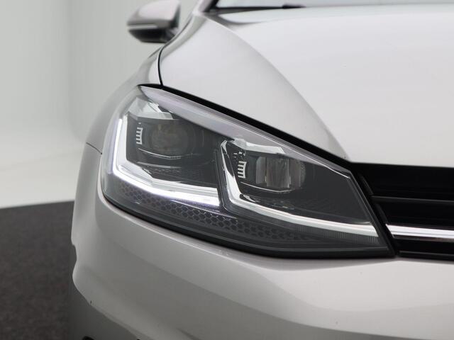 Volkswagen GOLF 1.5 TSi 150 Pk Automaat Highline | Adaptive Cruise | Climate Control | Carplay | LED | Sensoren | Navigatiesysteem | 17 Inch