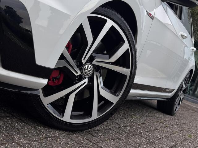 Volkswagen GOLF 2.0 TSI GTI Clubsport Schaalstoelen | Schuifdak