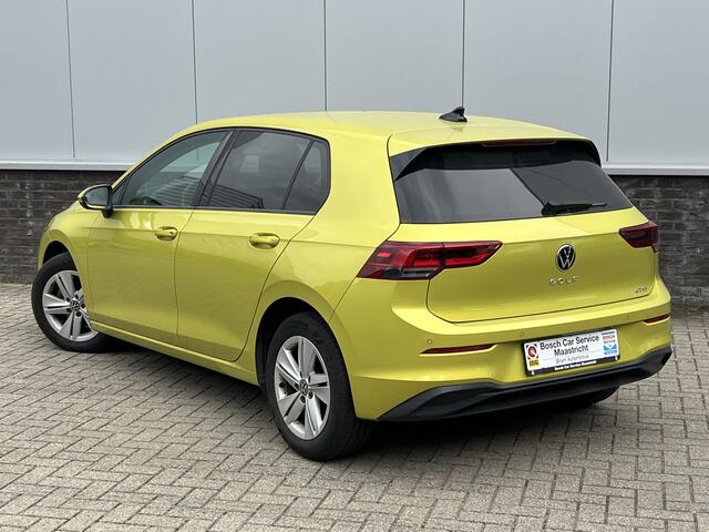 Volkswagen GOLF 1.0 eTSI Life Business | Carplay | Adaptive CC | Key-less | Dodehoek-assistent - Noodremsyst assist - Snelh-/afstandsreg- Camera Interesse in een bezichtiging of proefrit, bel of app met 06-24282842h