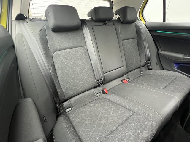 Volkswagen GOLF 1.0 eTSI Life Business | Carplay | Adaptive CC | Key-less | Dodehoek-assistent - Noodremsyst assist - Snelh-/afstandsreg- Camera Interesse in een bezichtiging of proefrit, bel of app met 06-24282842h