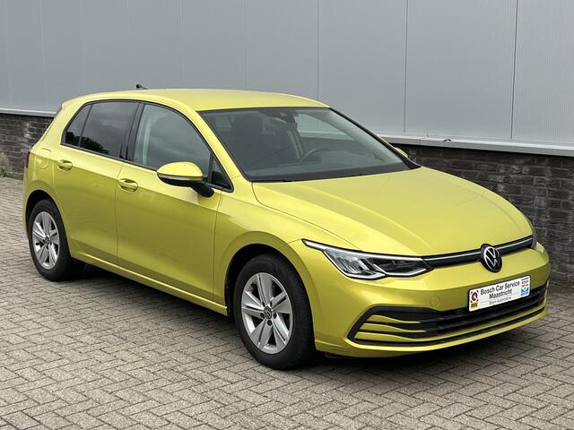 Volkswagen GOLF 1.0 eTSI Life Business | Carplay | Adaptive CC | Key-less | Dodehoek-assistent - Noodremsyst assist - Snelh-/afstandsreg- Camera Interesse in een bezichtiging of proefrit, bel of app met 06-24282842h