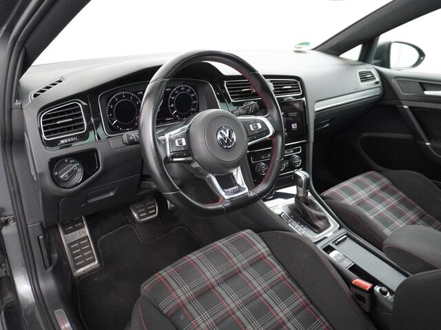 Volkswagen GOLF 2.0 TSI GTI Performance