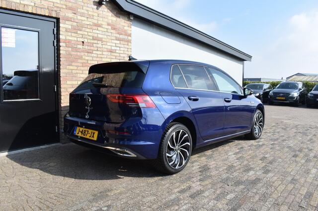 Volkswagen GOLF 1.5 TSI STYLE, Xenon, ACC, Alcantara, Apple Carplay