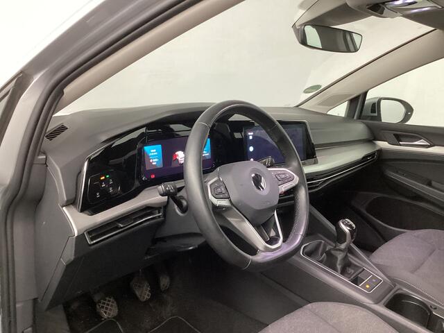 Volkswagen GOLF 1.5 TSI Life | Assistentie pakket | Clima | Discover Pro |*