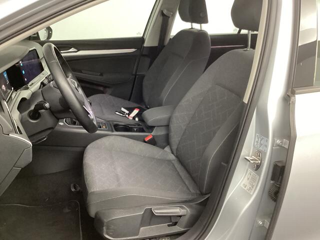 Volkswagen GOLF 1.5 TSI Life | Assistentie pakket | Clima | Discover Pro |*