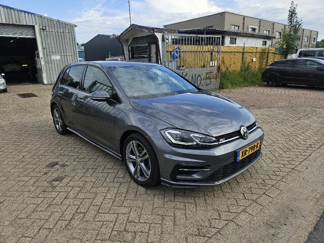 Volkswagen GOLF 1.5 TSI HL Bns R
