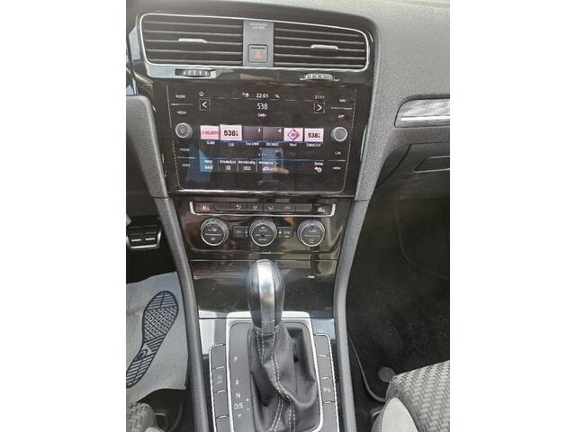 Volkswagen GOLF 1.5 TSI HL Bns R