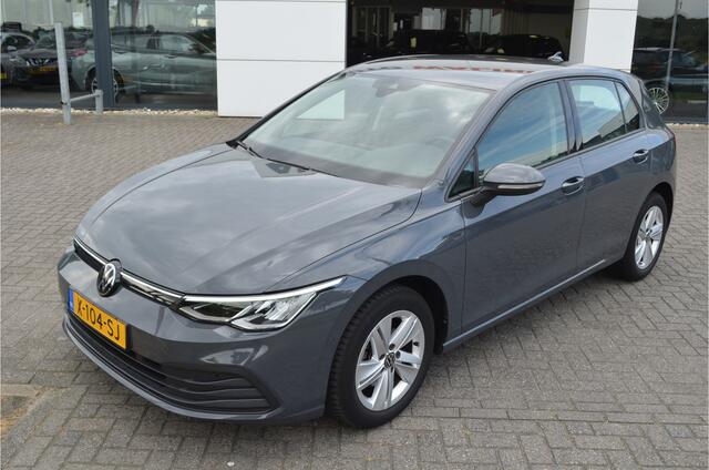 Volkswagen GOLF 1.0 eTSI Life Business Carplay | Stuur + Stoelverwarming | Adaptive Cruise | Virtual cockpit | Sfeerverlichting