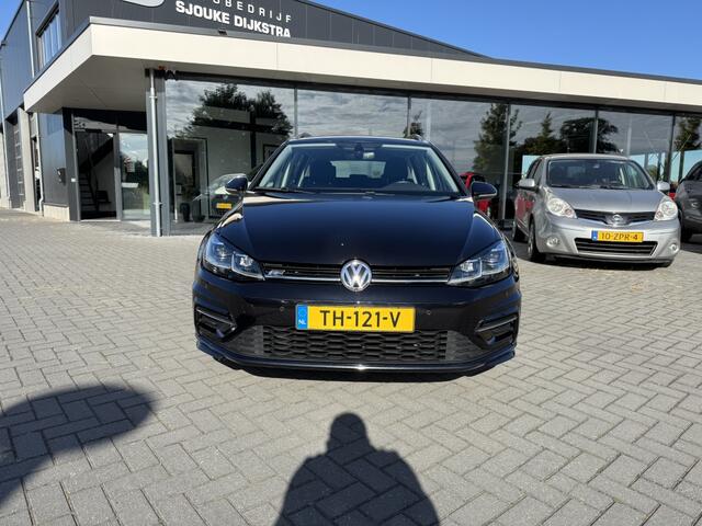Volkswagen GOLF 1.5 TSI HL Bns R