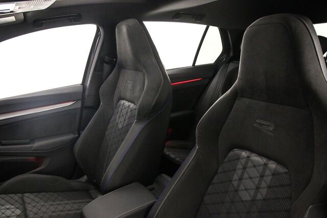 Volkswagen GOLF R-Line Edition 1.5 eTSI 150pk DSG Automaat Harman Kardon audio, Panoramadak, LED matrix koplampen, Adaptive cruise control, Achteruitrijcamera, Navigatie