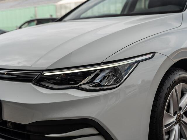 Volkswagen GOLF 8 1.5 TSI 130PK Life | Ambient | Carplay | Lounge |