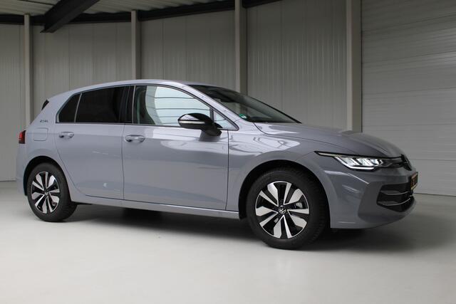 Volkswagen GOLF 1.5 TSI Life Goal Edition Navigatie | Stoel en stuurverwarming | Dodehoek assistent