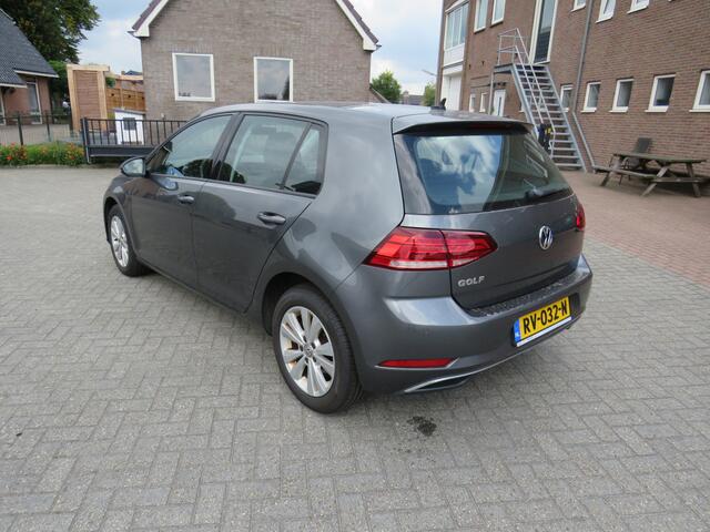 Volkswagen GOLF 1.0 TSI 110Pk Comfortline Business * Rijklaarprijs incl. garantie * Navigatie * Carplay Android * Clima * Lichtmetalen velgen