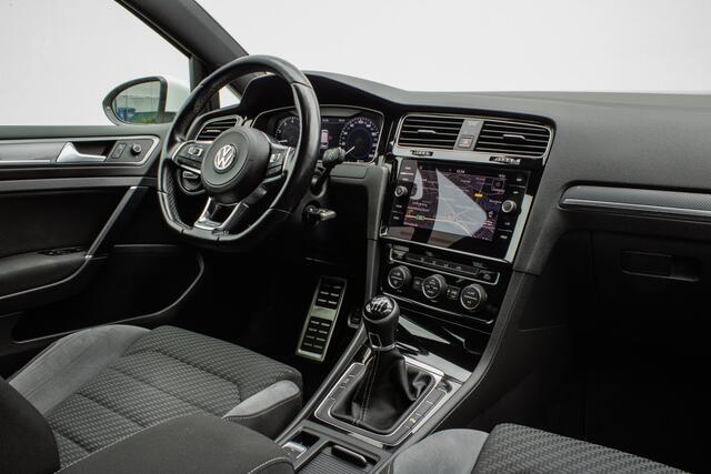 Volkswagen GOLF Variant 1.0 TSI 110pk Highline Business R Sportstoelen/ Virtual dash/ Carplay/ Adapt. cruise/ DAB+