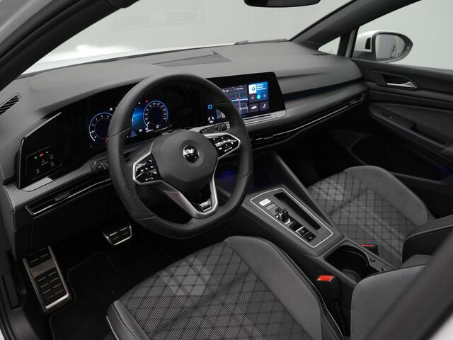 Volkswagen GOLF 1.5 eTSI 150 pk DSG R-Line Business | Panoramadak | Achteruitrijcamera | Parkeersensoren voor/achter | Park Assist | Side Assist | Adaptive Cruise | 17 inch