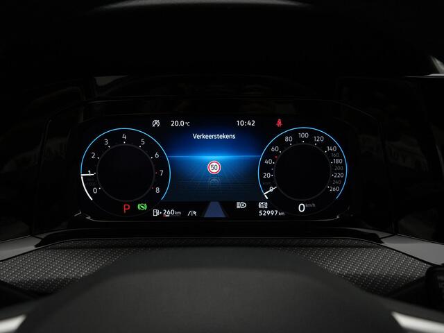 Volkswagen GOLF 1.5 eTSI 150 pk DSG R-Line Business | Panoramadak | Achteruitrijcamera | Parkeersensoren voor/achter | Park Assist | Side Assist | Adaptive Cruise | 17 inch