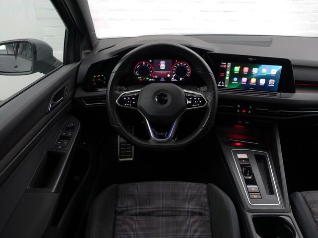 Volkswagen GOLF 1.4 eHybrid 245pk GTE- Panoramadak, Sfeerverlichting, Carplay, Android Auto, Stuur/Stoelverwarming