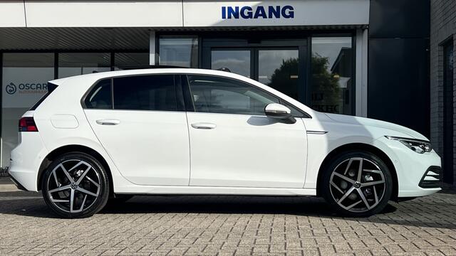 Volkswagen GOLF 1.5 TSI Style | Pano | Head-Up | Camera