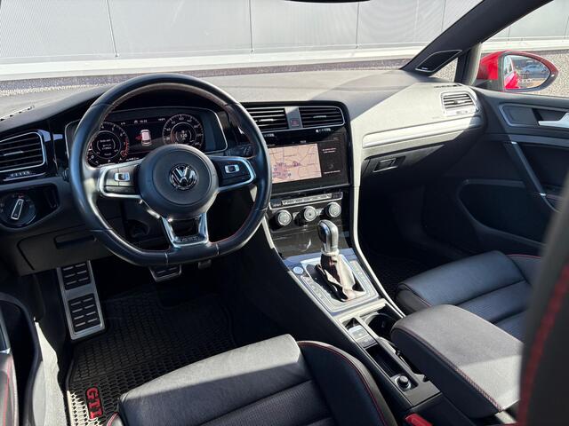 Volkswagen GOLF 7.5 2.0TSI GTI Performance