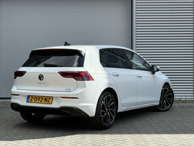 Volkswagen GOLF 1.5 eTSI Style | Nieuw model | Camera | Draadloze lader | | Apple Carplay | DAB+