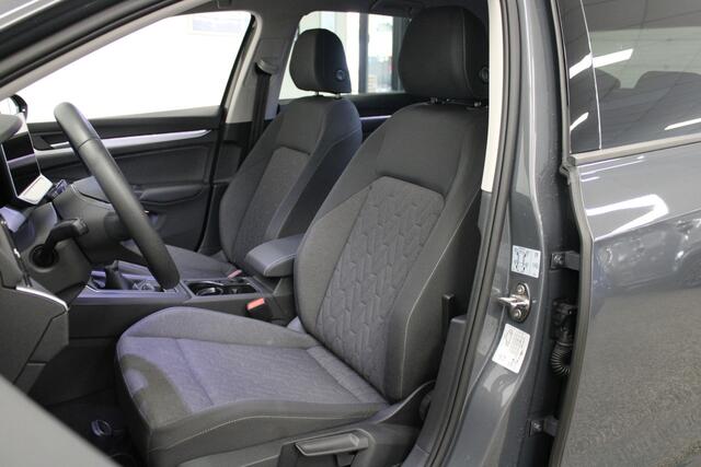 Volkswagen GOLF 1.5 TSI Life Edition