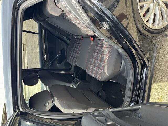 Volkswagen GOLF 2.0 TSI GTI