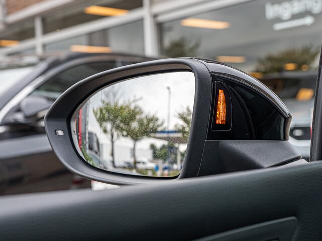 Volkswagen GOLF 2.0 TSI GTI UNIEK HANDBAK!! IQ LIGHT CAMERA 18 INCH APPLE CARPLAY