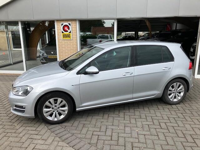 Volkswagen GOLF 1.0 TSI Comfortline