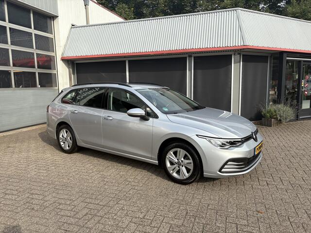 Volkswagen GOLF Variant 1.0 eTSI Life Business