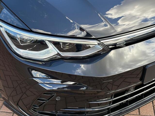 Volkswagen GOLF 1.5 eTSI R-Line