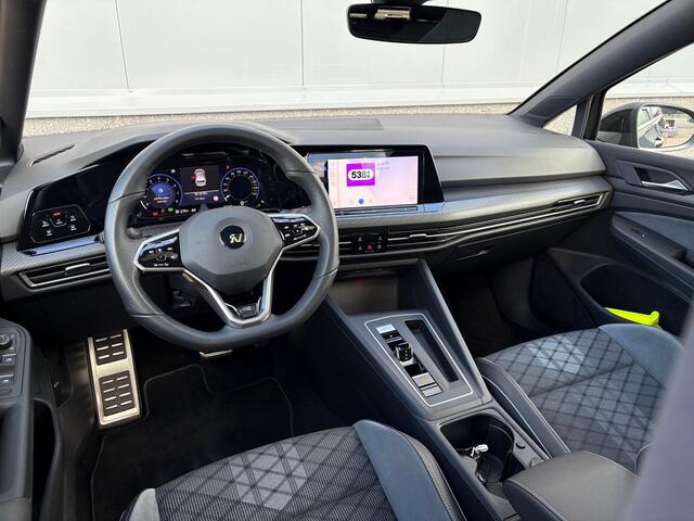 Volkswagen GOLF 1.5 eTSI R-Line