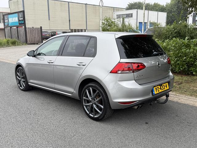 Volkswagen GOLF 1.4 TSI ACT 150PK DSG HighlineoNavioTrekhaak