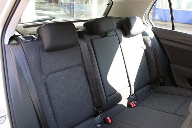 Volkswagen GOLF 1.5 TSI Life Business, Adp cruise, Lichtm, DAB, Stoel en stuur verwarming