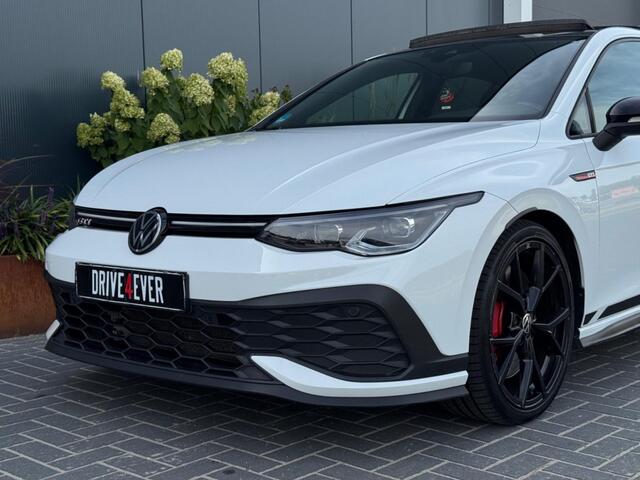 Volkswagen GOLF 2.0 TSI GTI CLUBSPORT Pano Navi Climate Sfeer Camera Sportvelgen