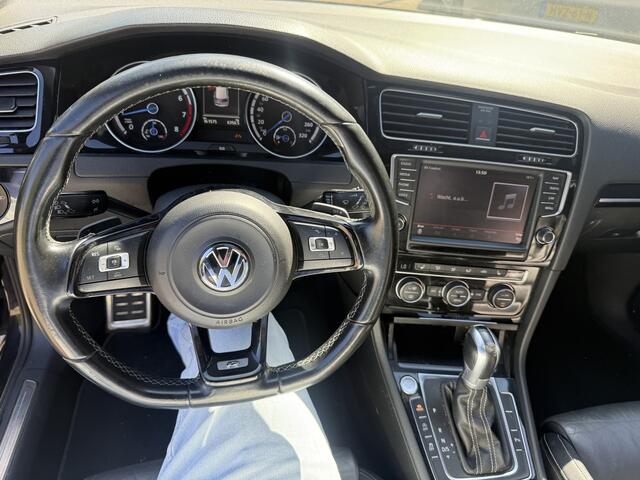Volkswagen GOLF 2.0 TSI R 4Motion Bj 2016 301pk Schuifdak,Leer,Navi,18Inch Nwe motor !! Vol optie !!